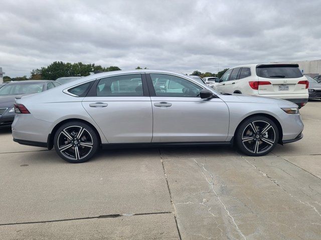 2025 Honda Accord Hybrid Sport