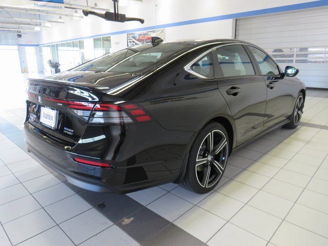 2025 Honda Accord Hybrid Sport