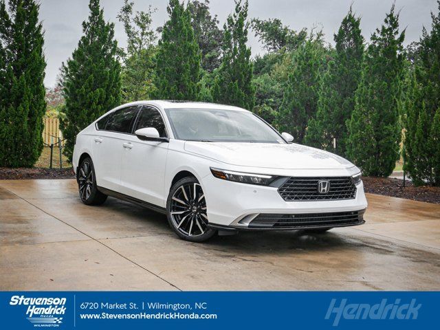 2025 Honda Accord Hybrid Touring