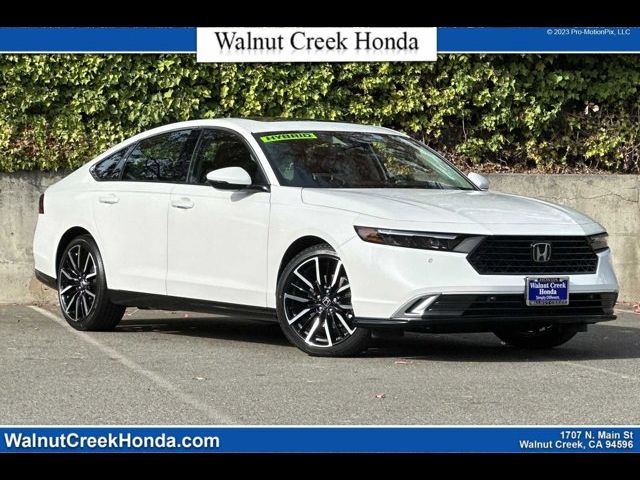 2025 Honda Accord Hybrid Touring