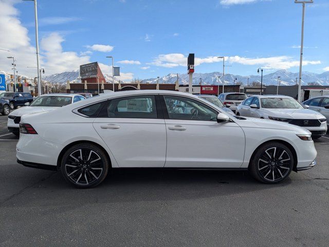 2025 Honda Accord Hybrid Touring