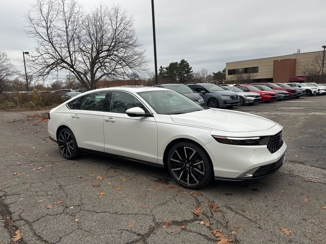 2025 Honda Accord Hybrid Touring