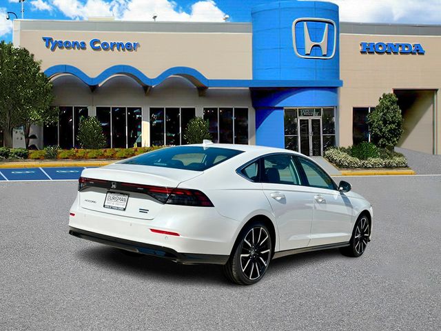 2025 Honda Accord Hybrid Touring