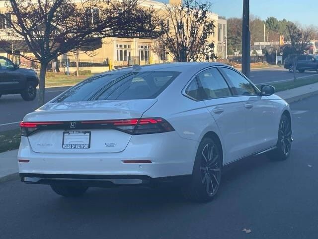 2025 Honda Accord Hybrid Touring