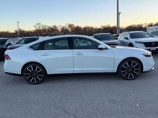 2025 Honda Accord Hybrid Touring