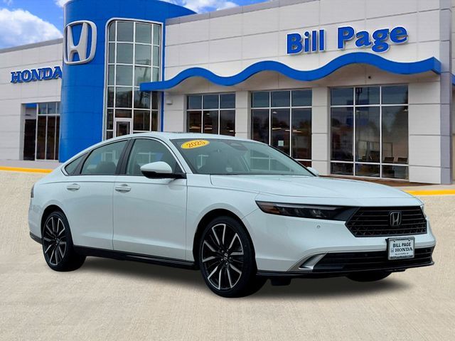 2025 Honda Accord Hybrid Touring