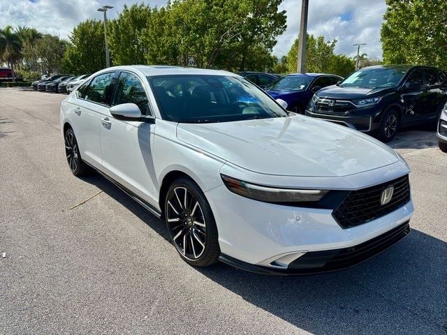 2025 Honda Accord Hybrid Touring