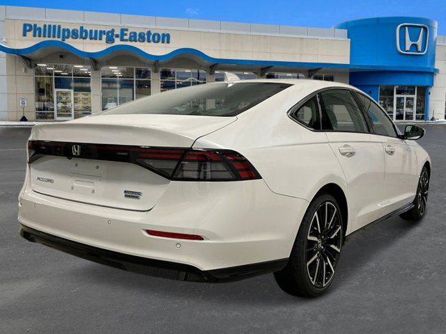 2025 Honda Accord Hybrid Touring