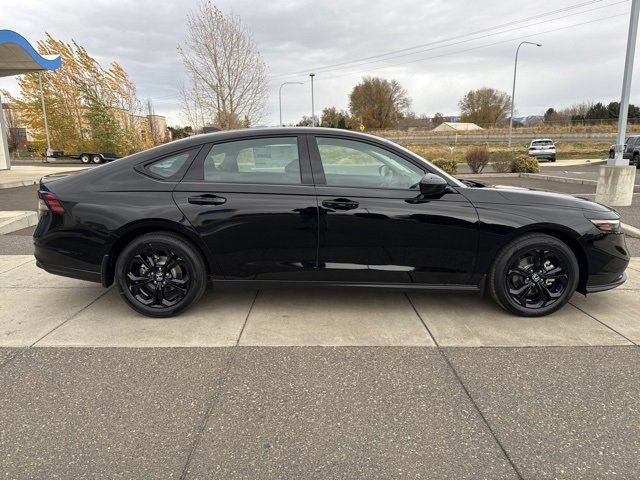 2025 Honda Accord Sedan SE