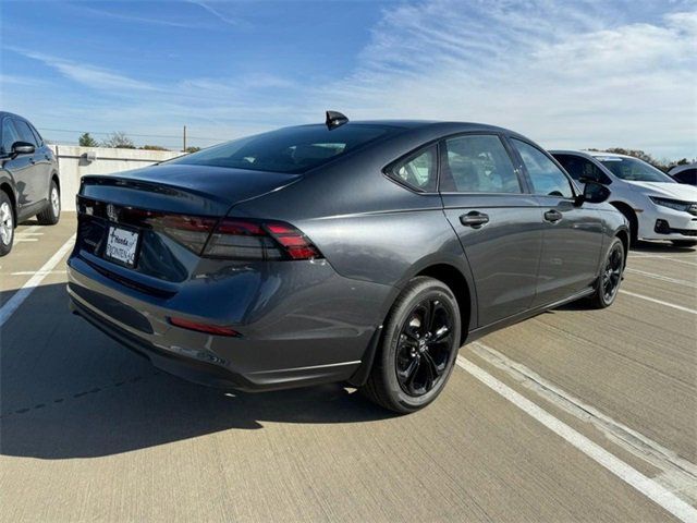 2025 Honda Accord Sedan SE