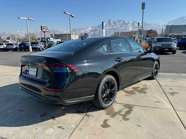 2025 Honda Accord Sedan SE