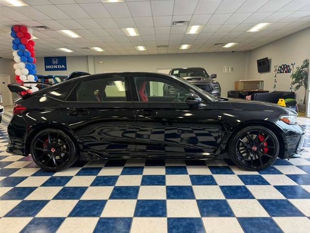 2025 Honda Civic Type R Base