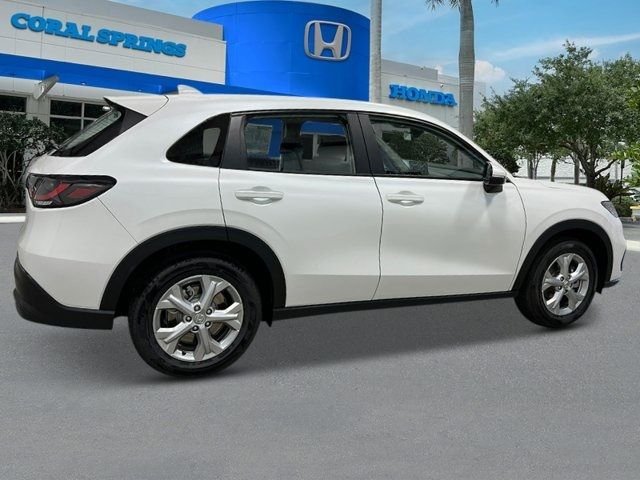 2025 Honda HR-V LX