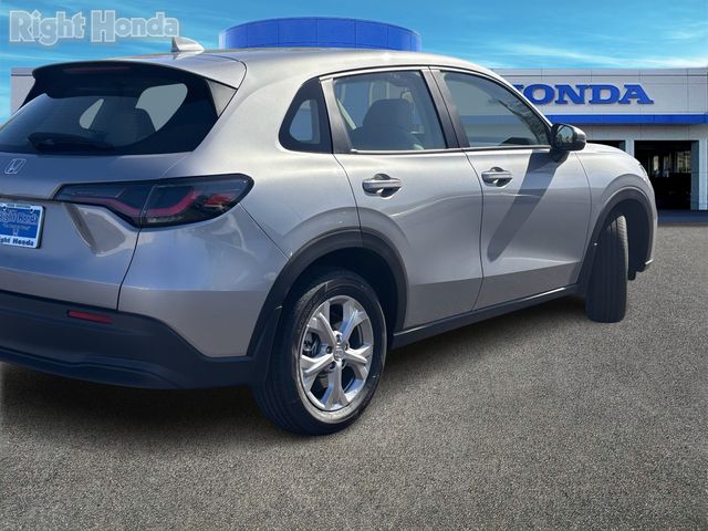 2025 Honda HR-V LX