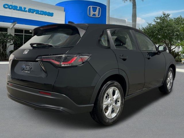 2025 Honda HR-V LX