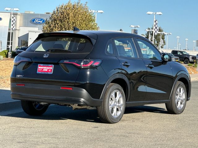 2025 Honda HR-V LX