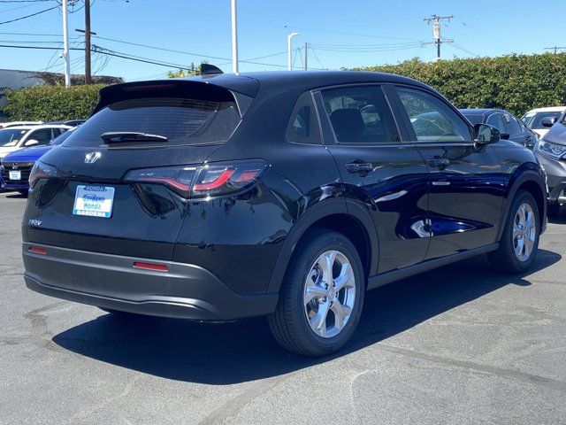 2025 Honda HR-V LX