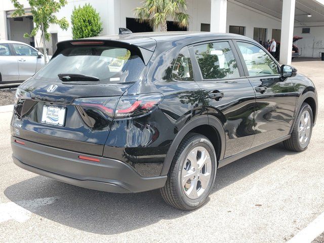 2025 Honda HR-V LX