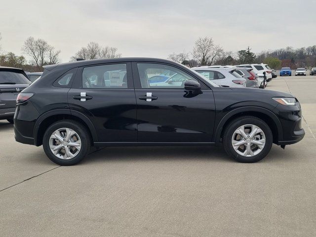 2025 Honda HR-V LX