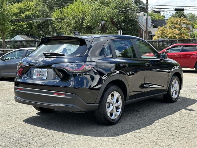 2025 Honda HR-V LX