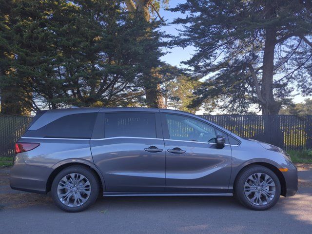 2025 Honda Odyssey Touring