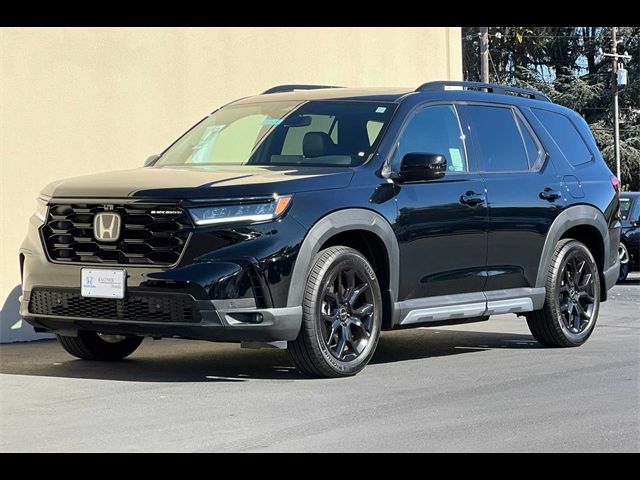 2025 Honda Pilot Black Edition