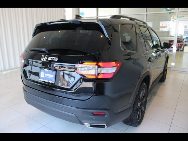 2025 Honda Pilot Black Edition