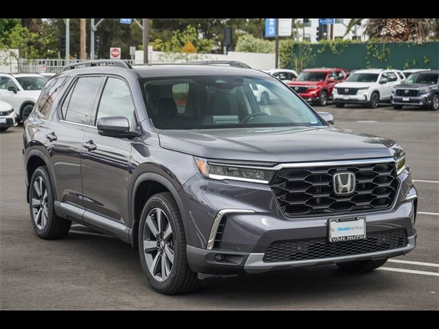 2025 Honda Pilot Touring