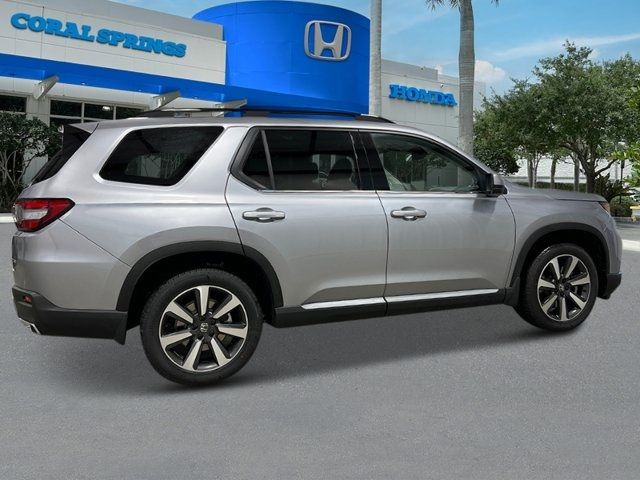 2025 Honda Pilot Touring