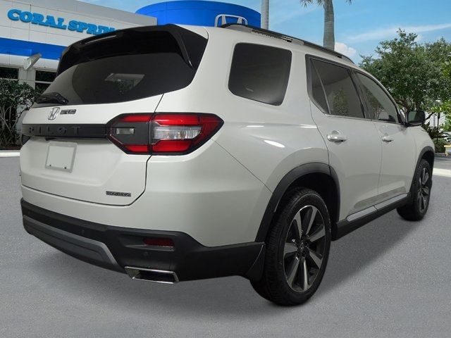 2025 Honda Pilot Touring