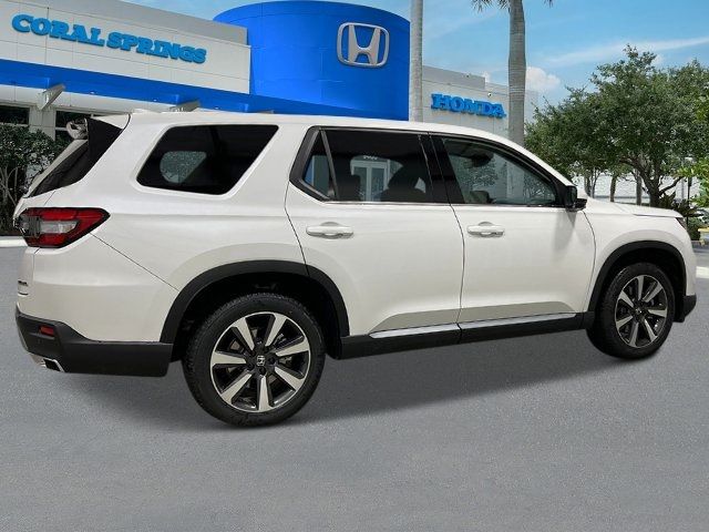 2025 Honda Pilot Touring