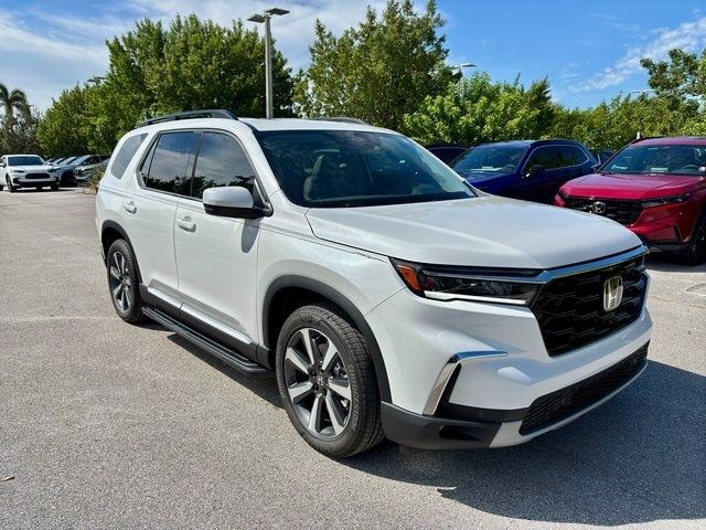 2025 Honda Pilot Touring