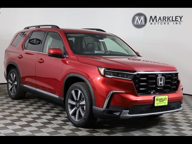 2025 Honda Pilot Touring