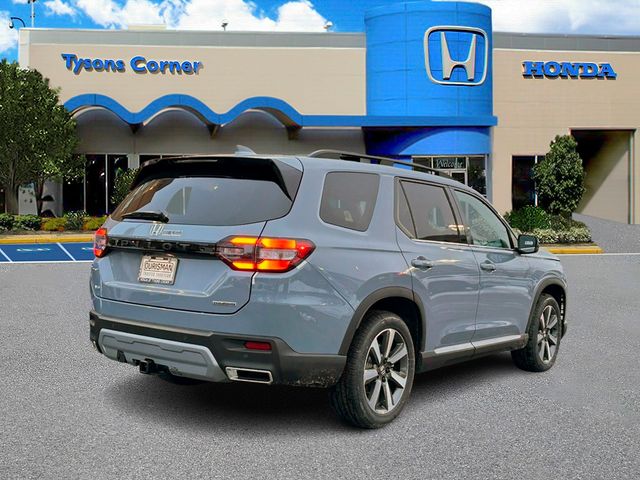 2025 Honda Pilot Touring