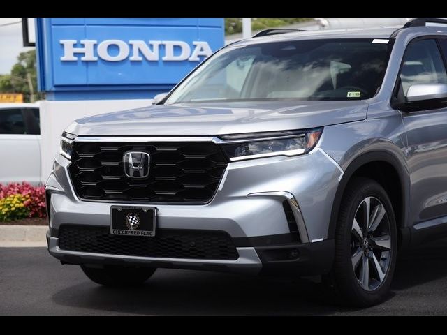 2025 Honda Pilot Touring