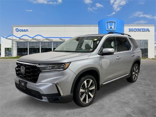 2025 Honda Pilot Touring