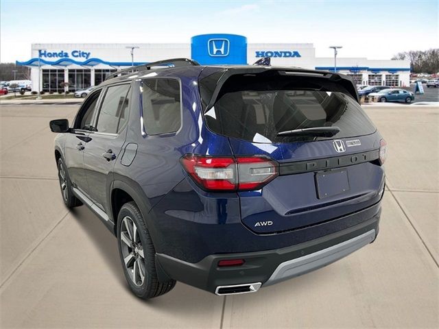 2025 Honda Pilot Touring