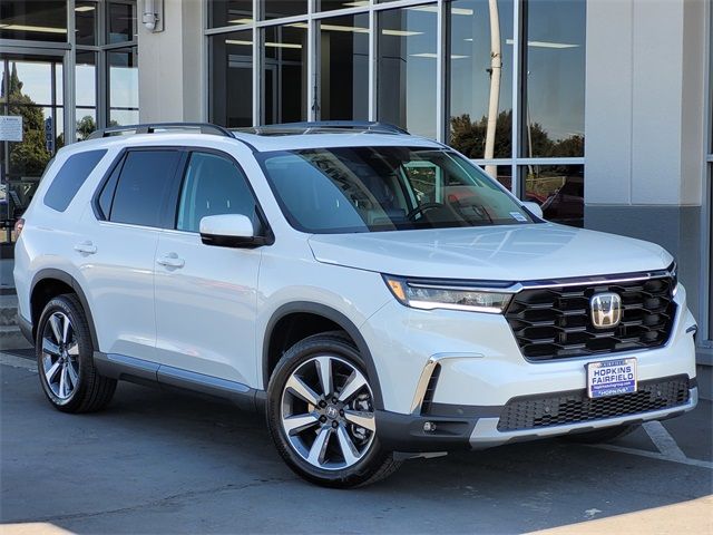 2025 Honda Pilot Touring