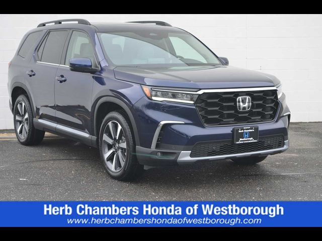 2025 Honda Pilot Touring