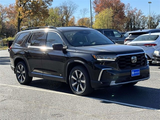 2025 Honda Pilot Touring
