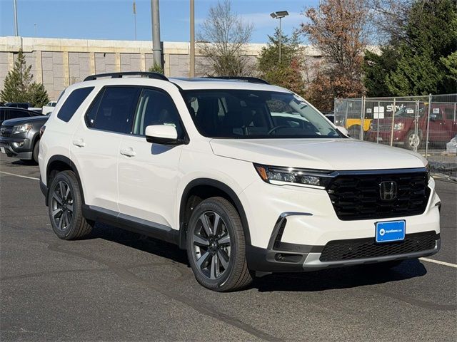 2025 Honda Pilot Touring