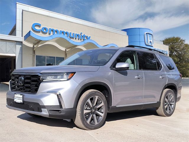 2025 Honda Pilot Touring