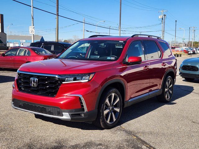 2025 Honda Pilot Touring