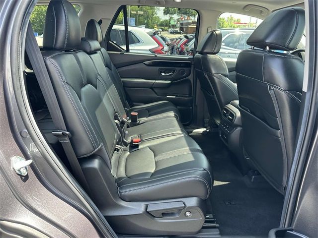 2025 Honda Pilot Touring