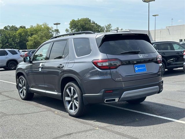 2025 Honda Pilot Touring