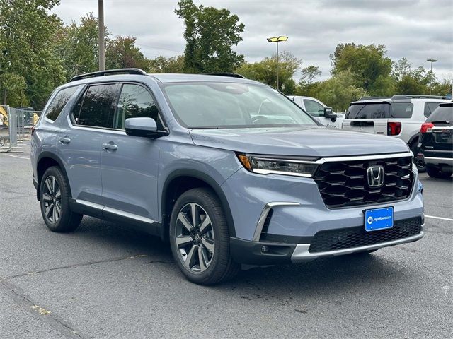 2025 Honda Pilot Touring
