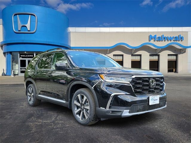 2025 Honda Pilot Touring