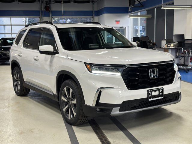 2025 Honda Pilot Touring