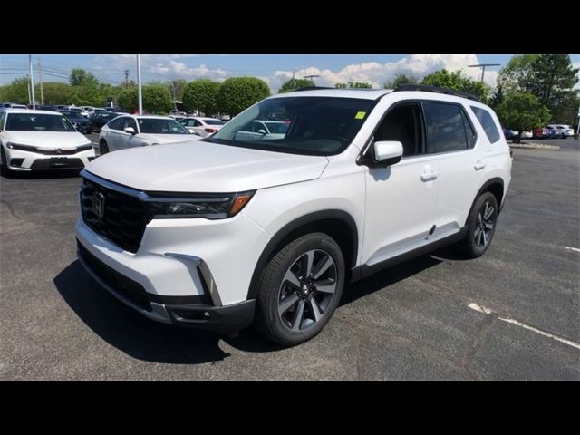 2025 Honda Pilot Touring