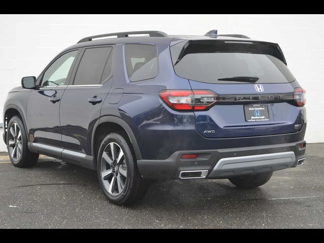 2025 Honda Pilot Touring